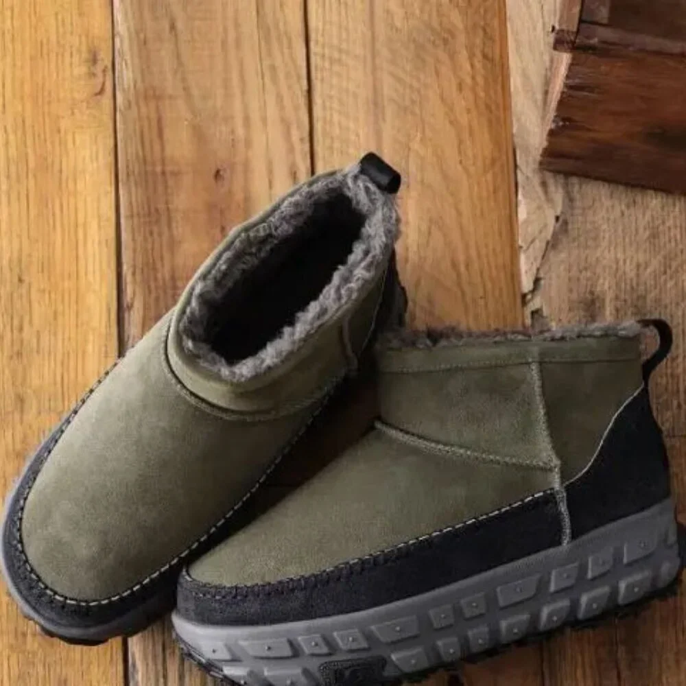 UGG All Gender Venture Daze Ultra Mini Cozy Boot